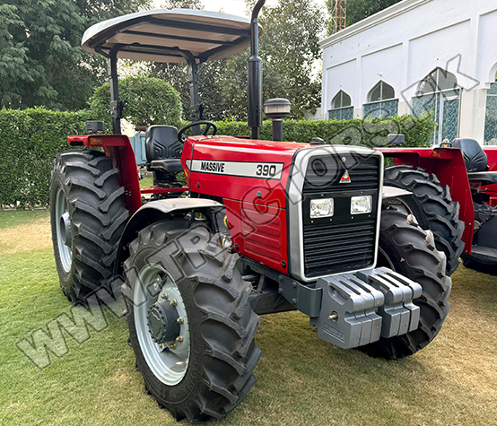 Massive 390 4WD Tractor